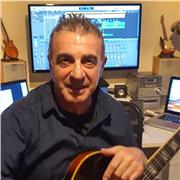 Vuoi imparare a suonare 
la chitarra o migliorare le tue performance?